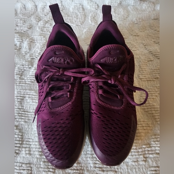 ❤️SOLD❤️ Nike Air max 270 Bordeaux Wine - Picture 5 of 11